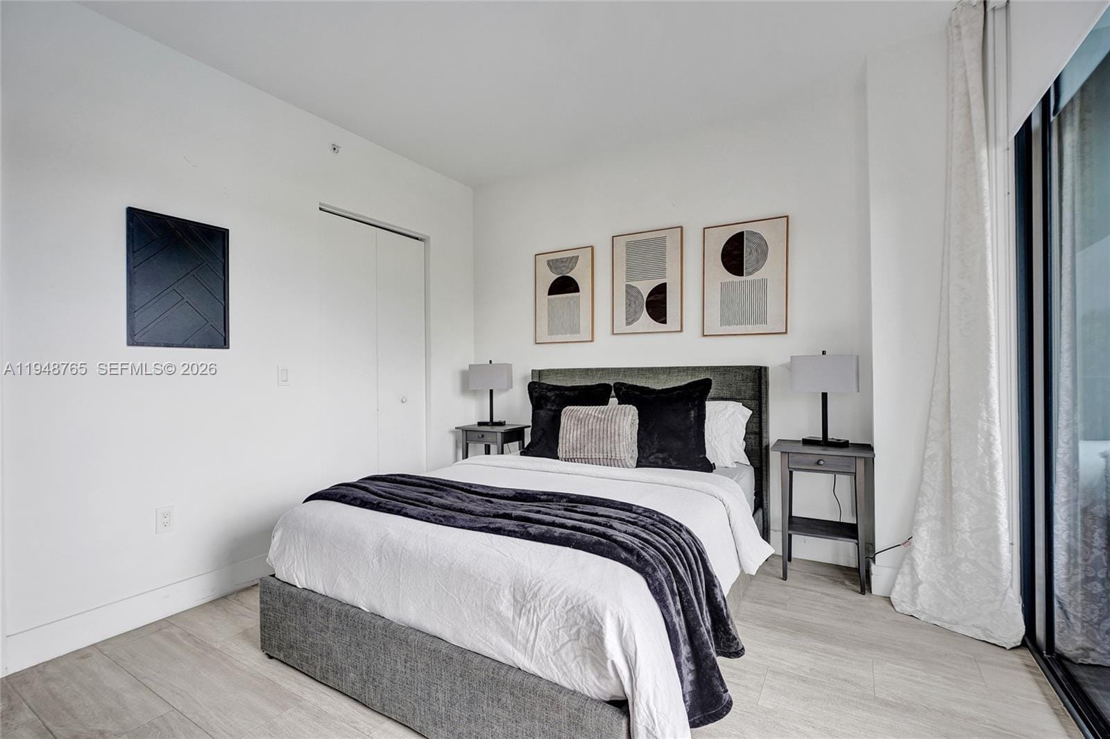 121 NE 34th Street 910, Miami, FL 33137 photo 25