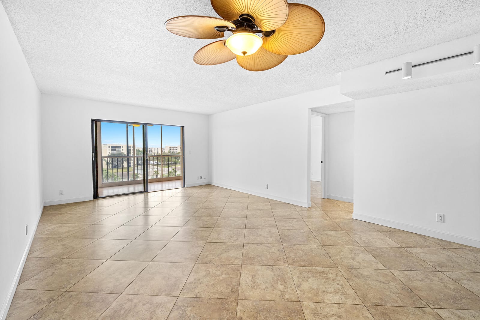 7380 S Oriole Boulevard 701, Delray Beach, FL 33446 photo 4