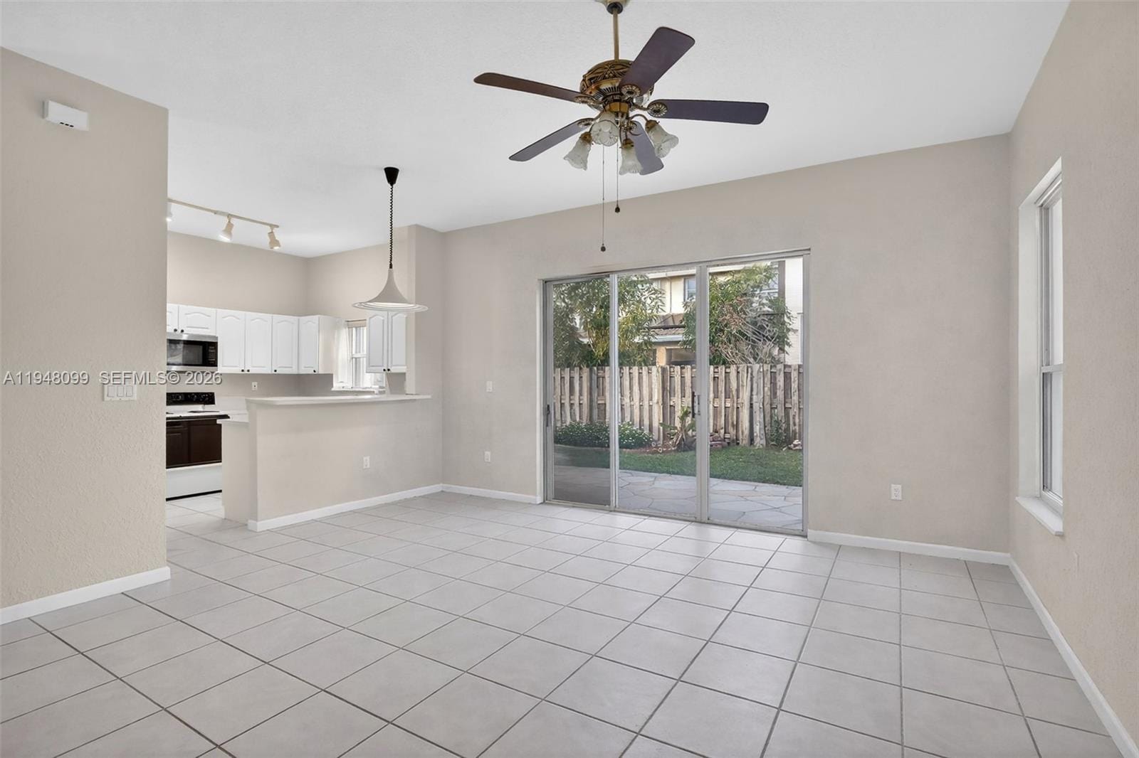 14125 S Cypress Cove Circle — photo 8