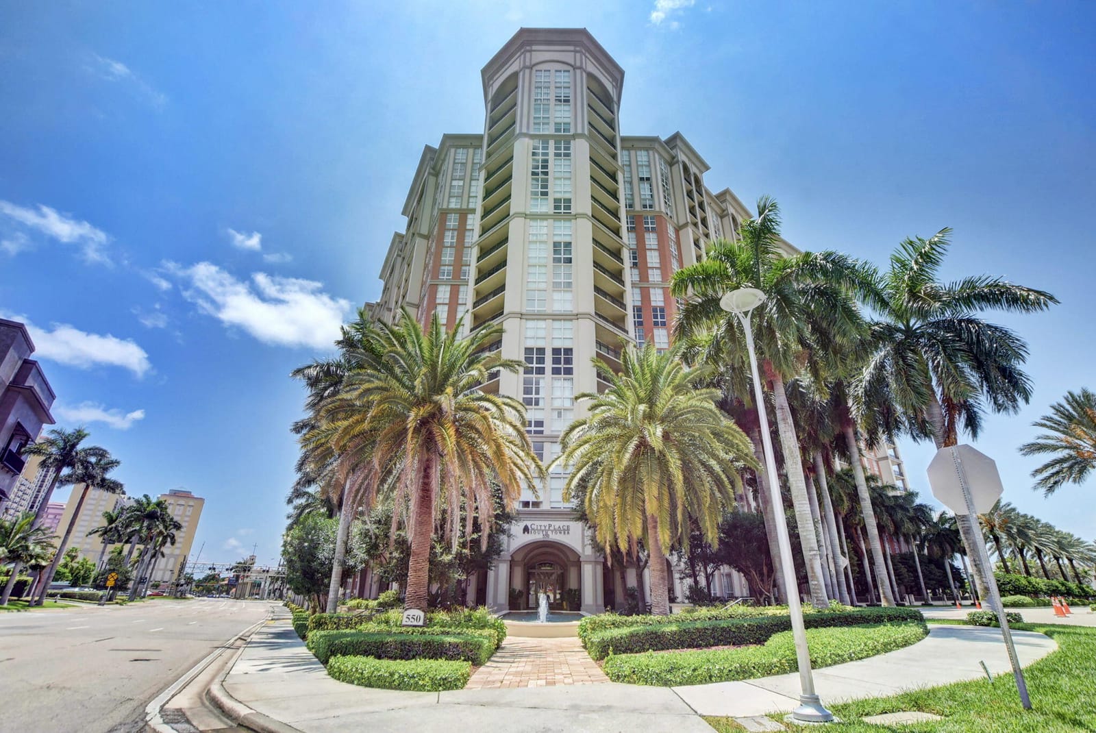550 Okeechobee Boulevard Lph-07 — photo 4