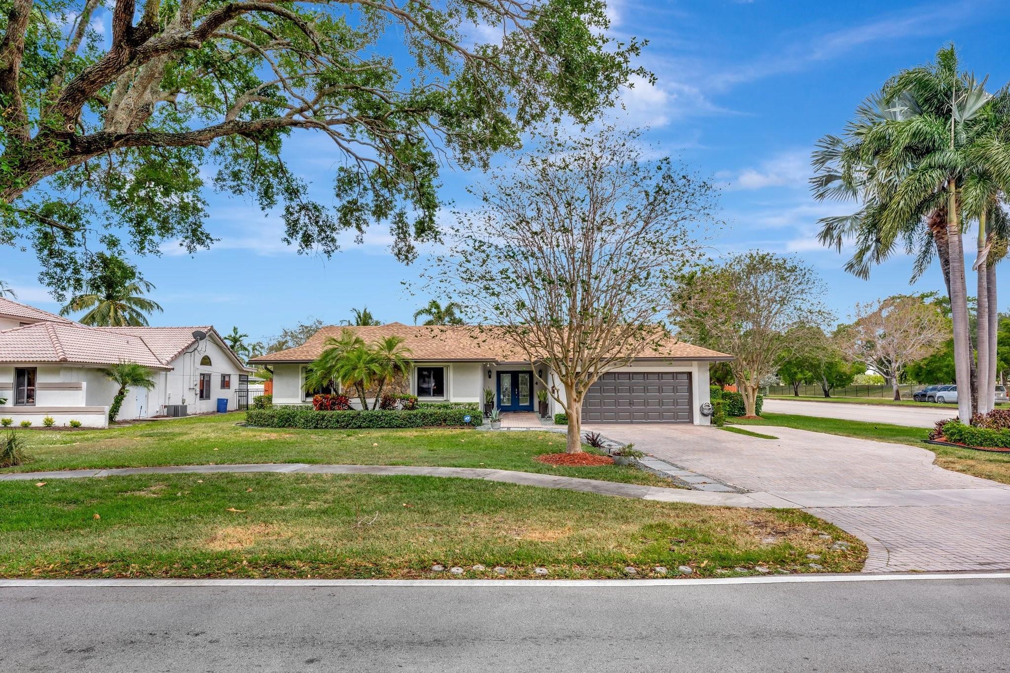 1221 SW 59th Avenue, Plantation, FL 33317, Plantation