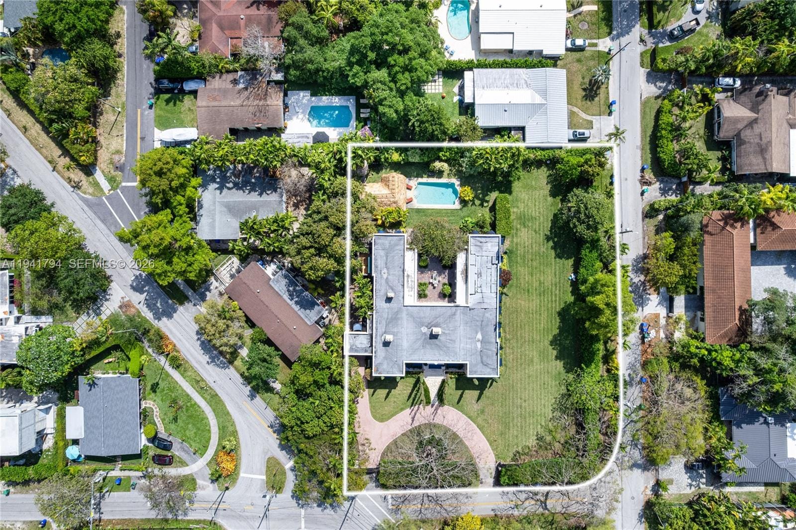 8447 E Dixie Highway, Miami, FL 33138