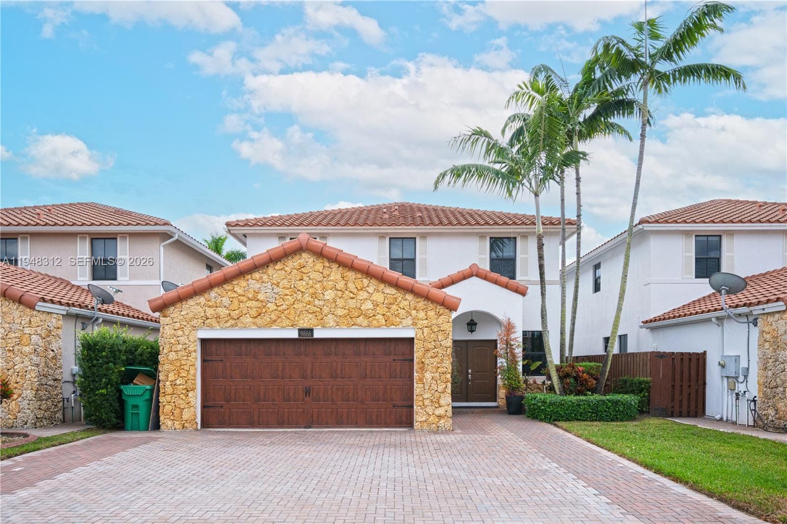 9866 NW 10th Street, Miami, FL 33172
