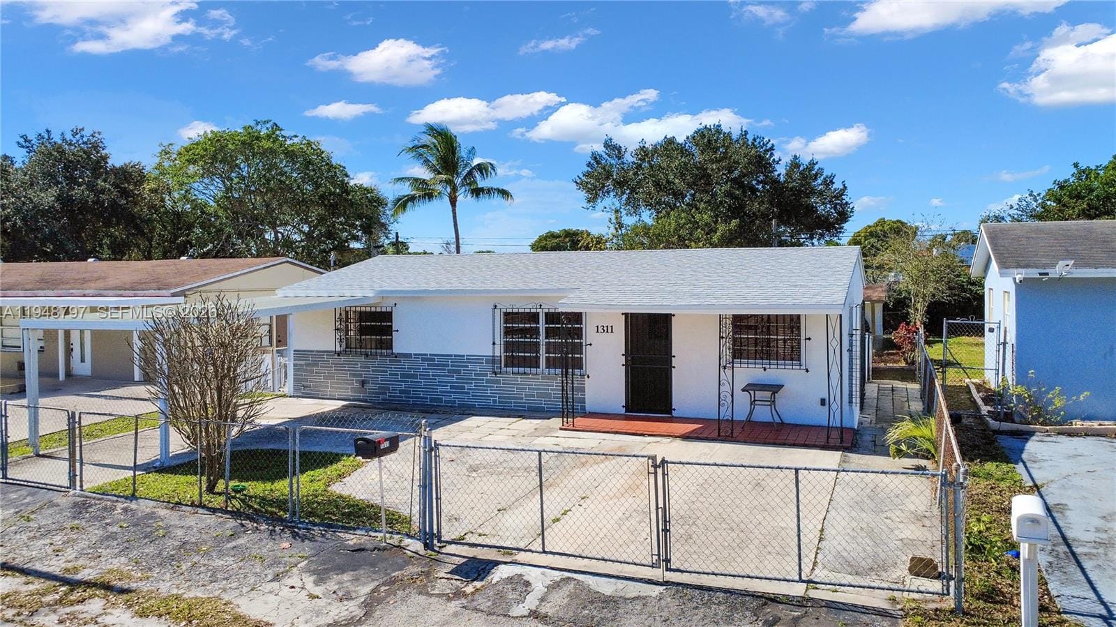 1311 SW 33rd Terrace, Fort Lauderdale, FL 33312