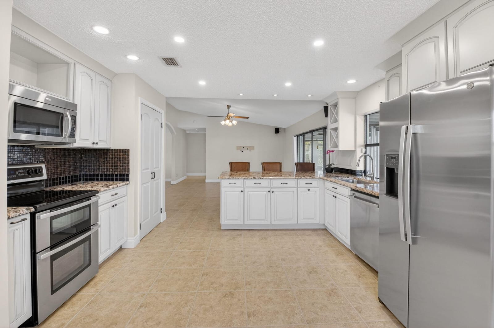 21911 Satinwood Drive, Boca Raton, FL 33428 photo 17