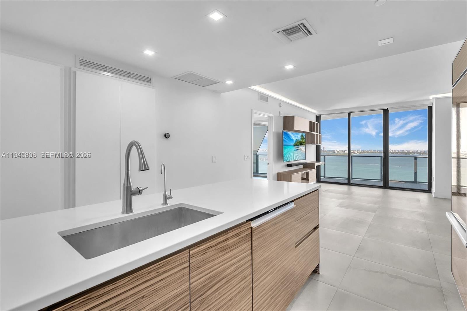 460 NE 28th Street 2607, Miami, FL 33137 photo 9