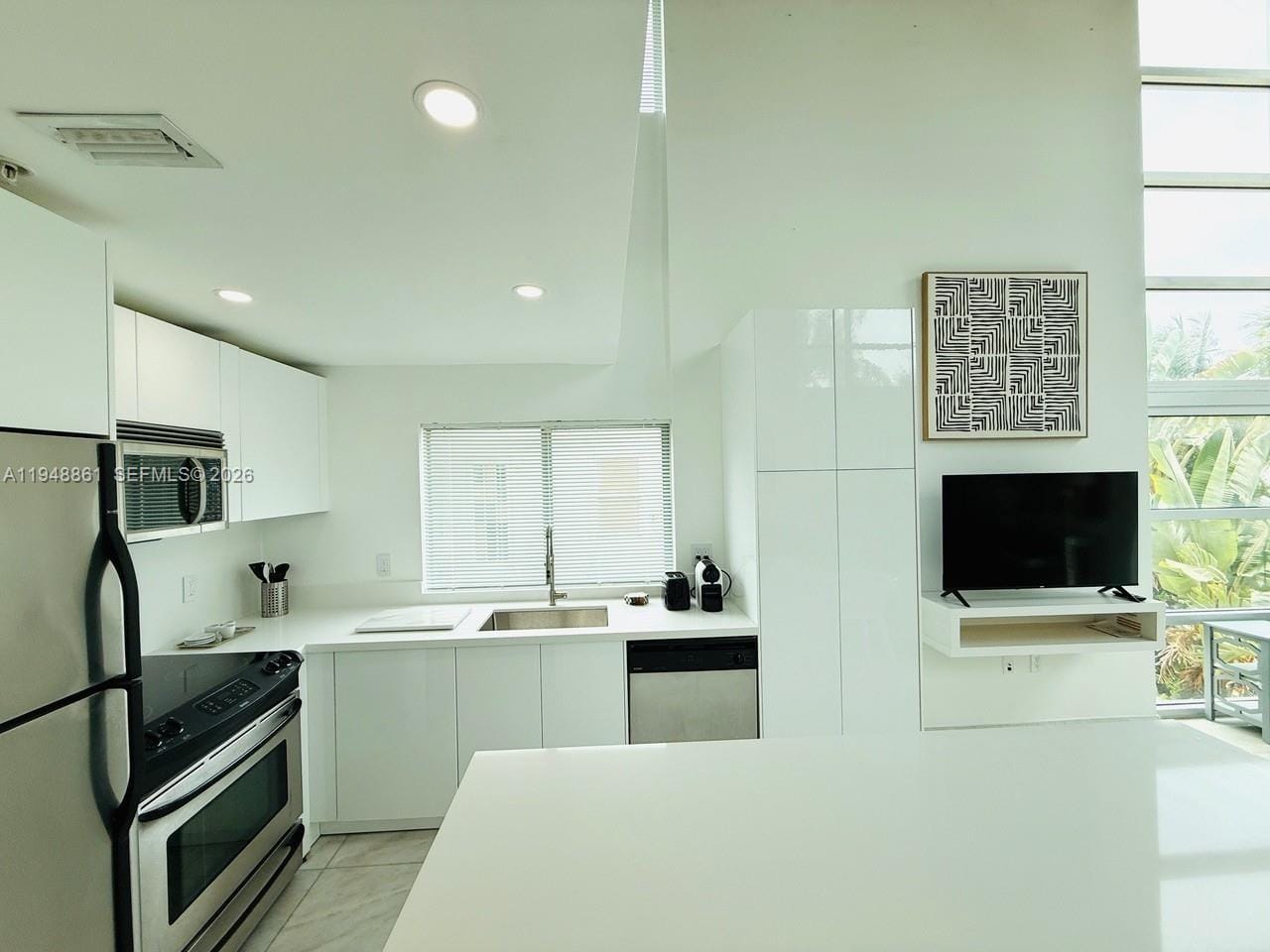 7700 Collins Avenue 5 — photo 7