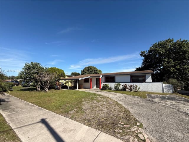 18425 NW 23rd Avenue, sold in Bell Gardens, Miami Gardens, FL