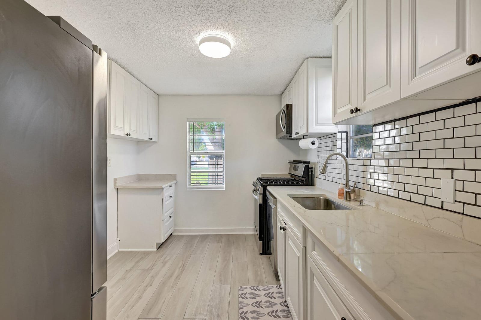 1226 N C Street — photo 12