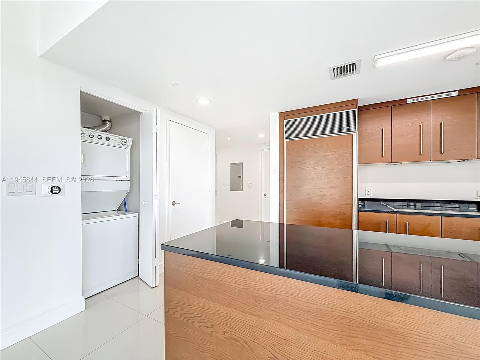 475 Brickell Avenue 4215 — photo 11