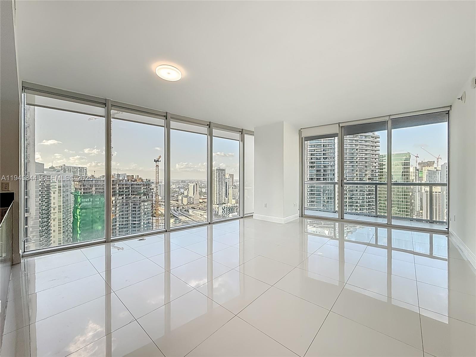 475 Brickell Avenue 4215 — photo 12