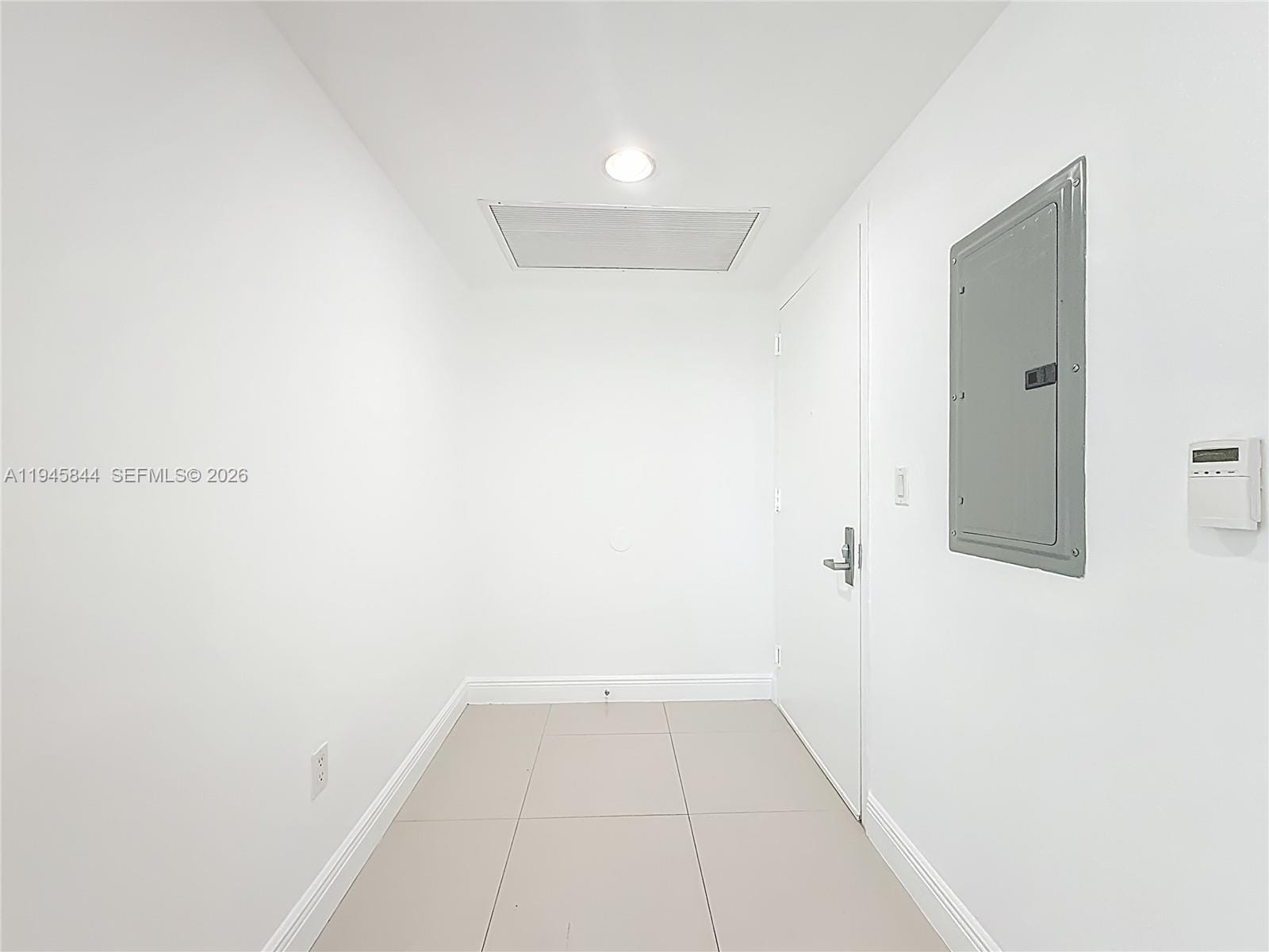 475 Brickell Avenue 4215 — photo 5