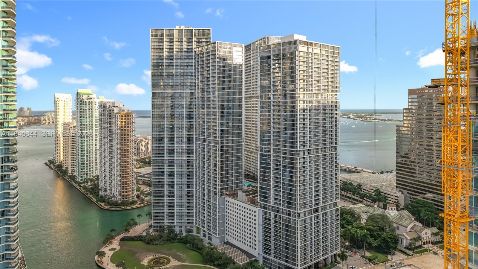475 Brickell Avenue 4215, Miami, FL 33131, Miami