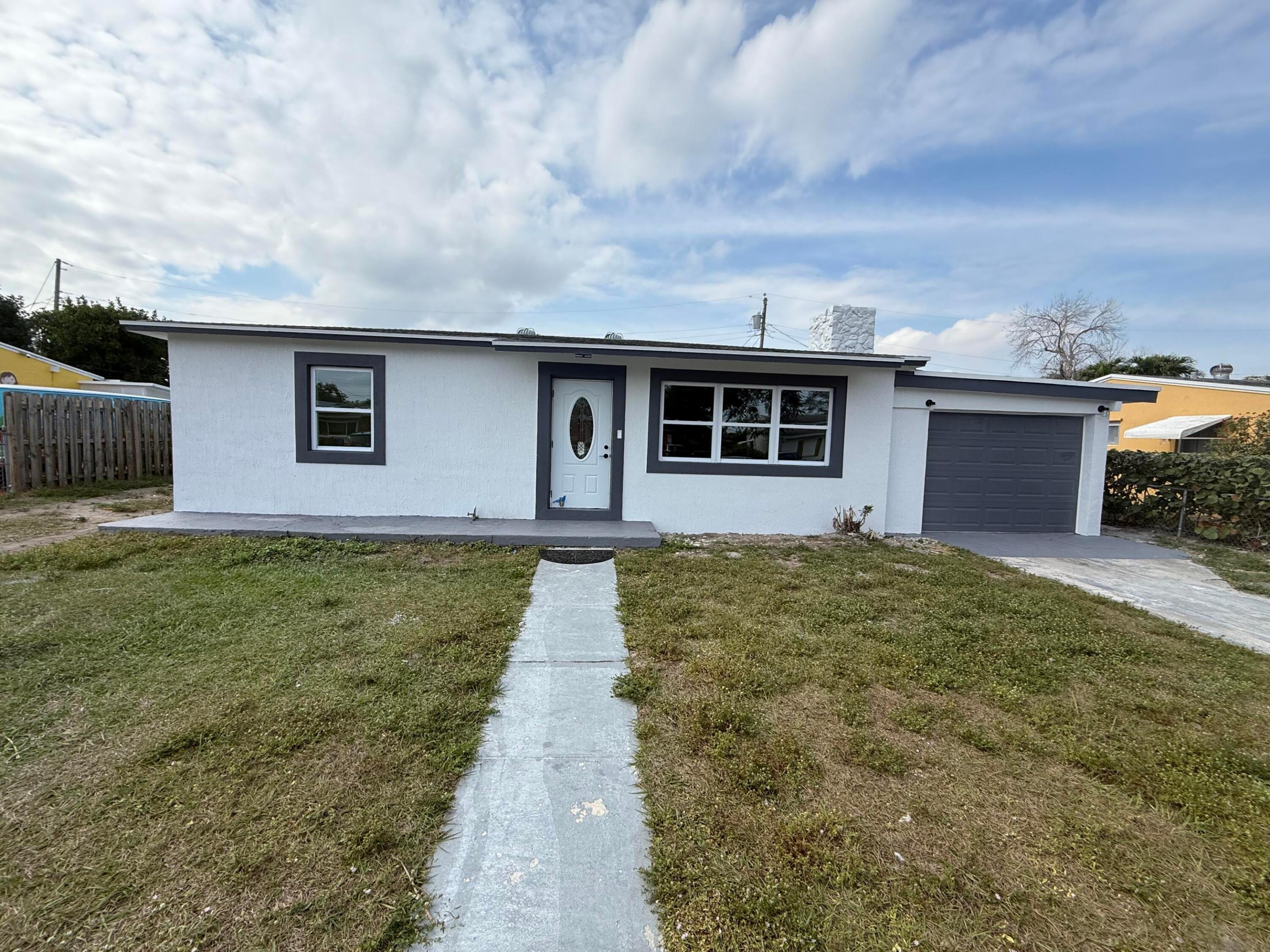 2353 S Beech Rd Road, West Palm Beach, FL 33409, West Palm Beach