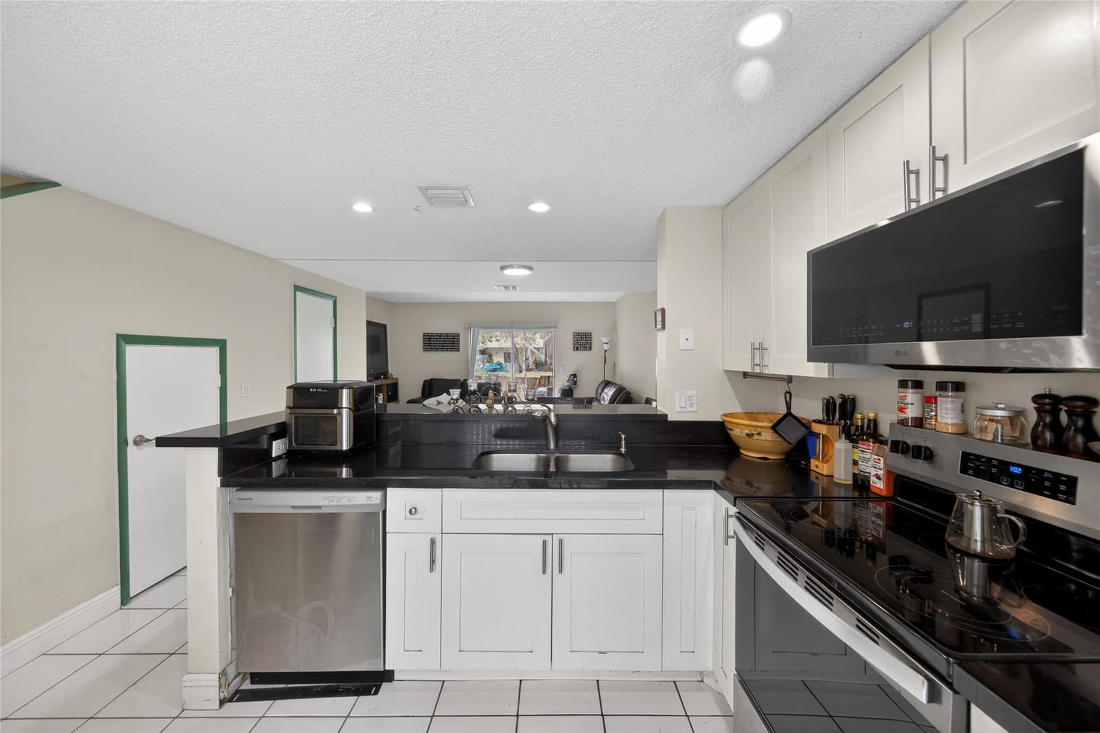 127 SW 3rd Street 127, Pompano Beach, FL 33060 photo 15