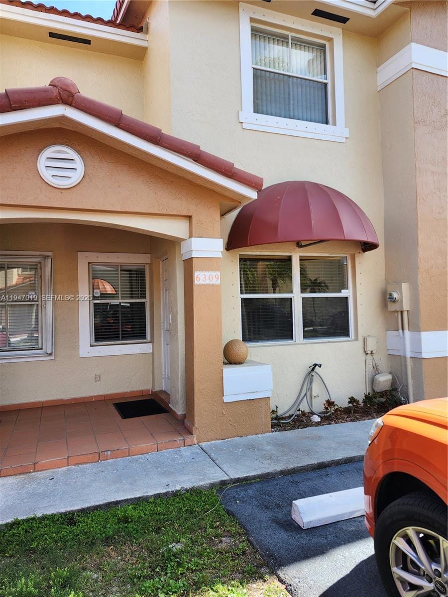 6309 SW 138th Place, Miami, FL 33183