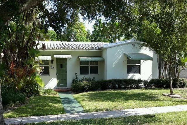 22 SW 6th Street, Dania Beach, FL 33004
