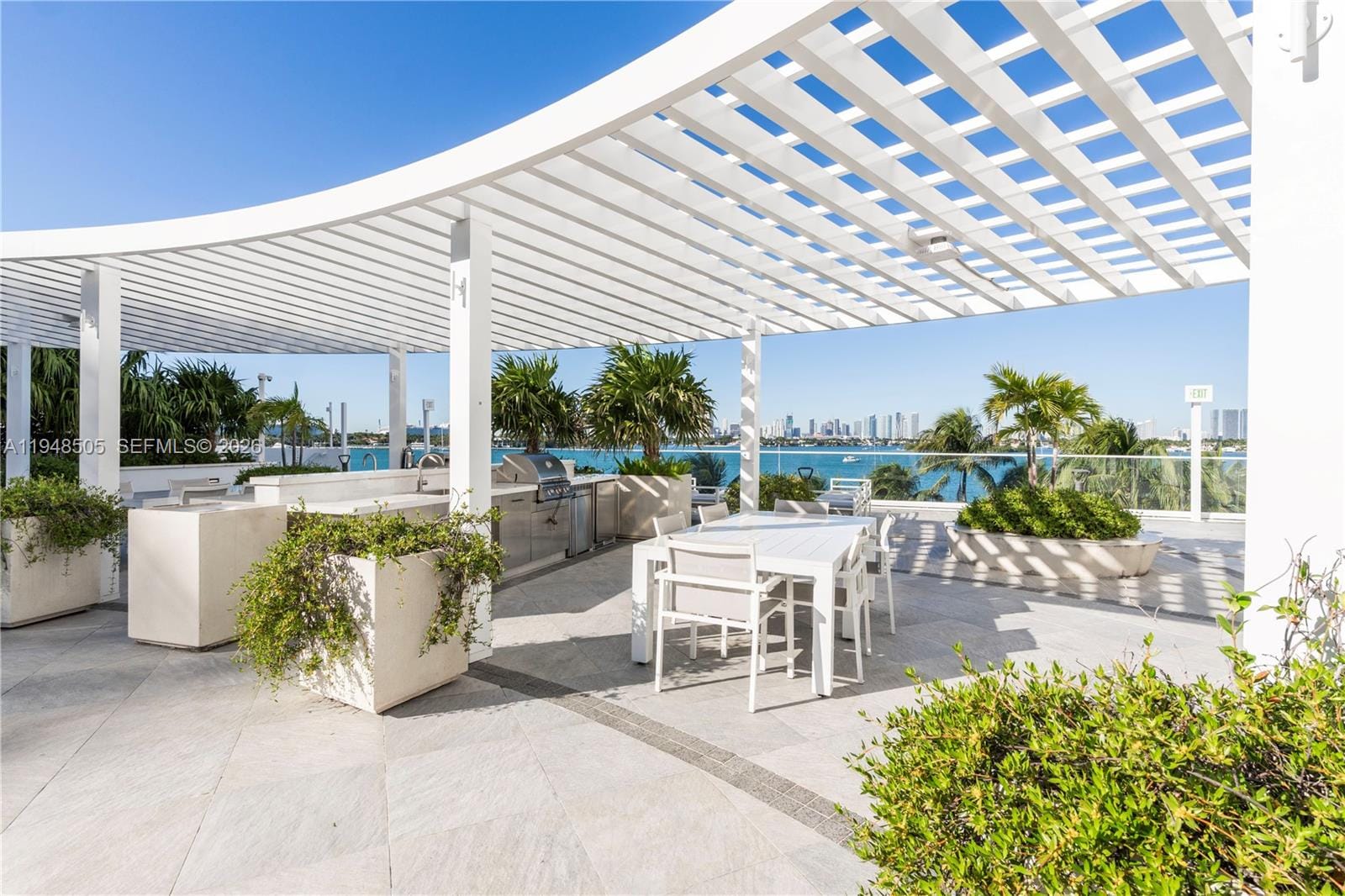 1330 West Avenue 610, Miami Beach, FL 33139 photo 16