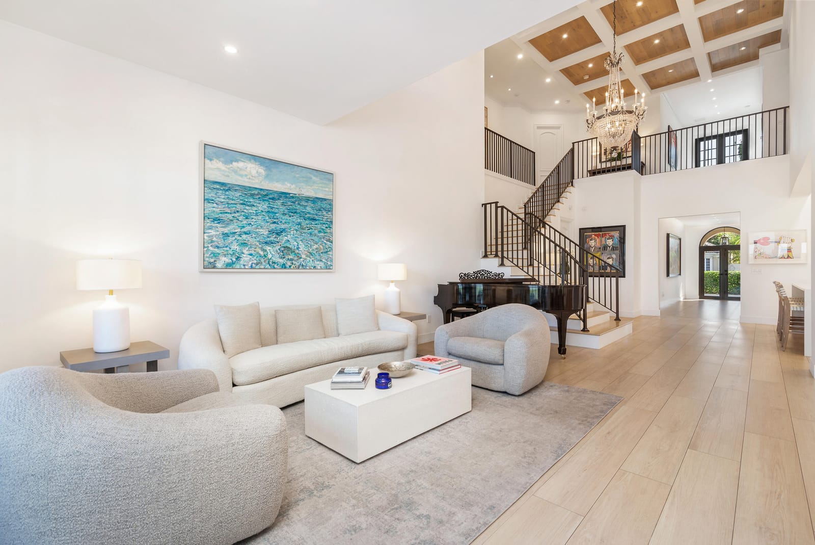 2085 Regents Boulevard — photo 2