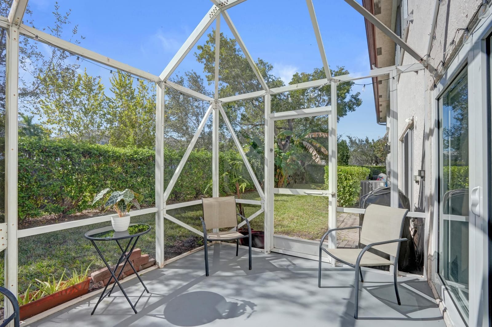 8964 NW 38th Drive 8964 — photo 12