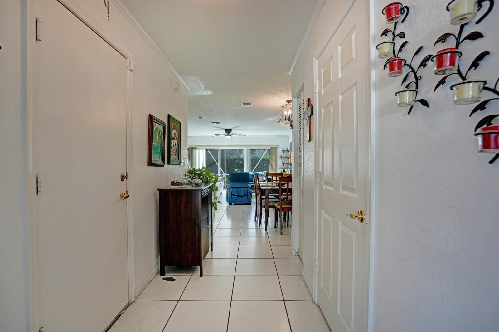 8964 NW 38th Drive 8964 — photo 3