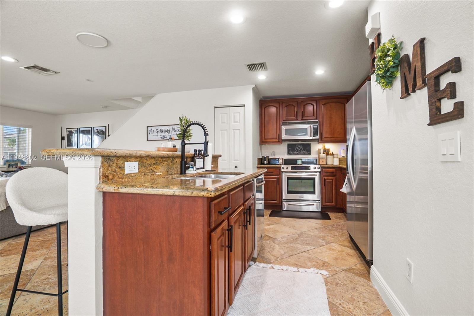 5951 Royal Way, Tamarac, FL 33321 photo 2