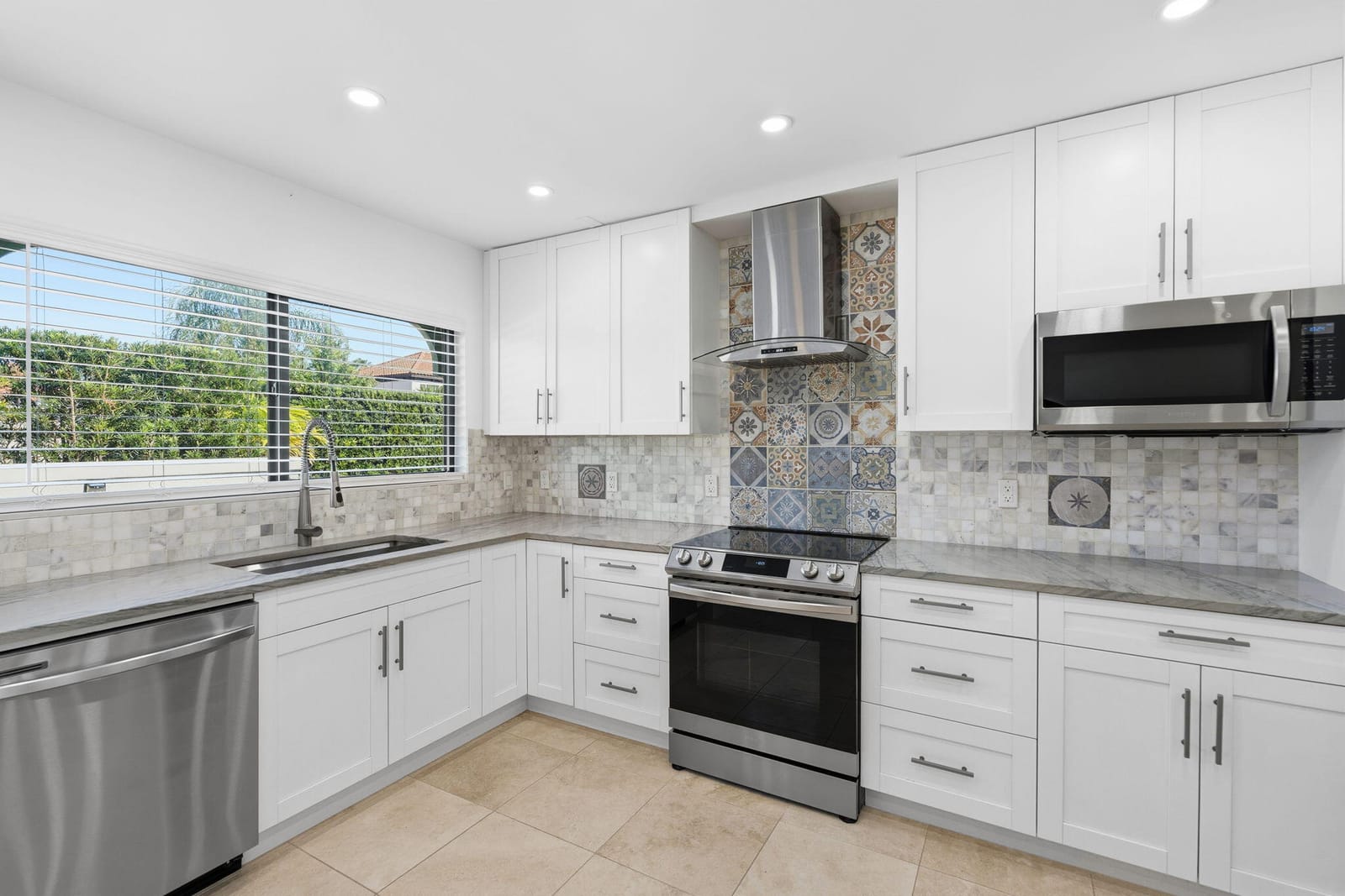 1484 Via Del Sol, Jupiter, FL 33477 photo 12