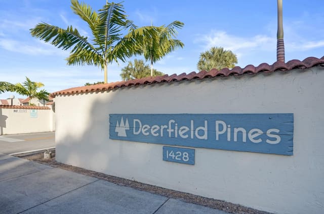 1428 SE 4th Avenue 231, sold in Deerfield Pines, Deerfield Beach, FL