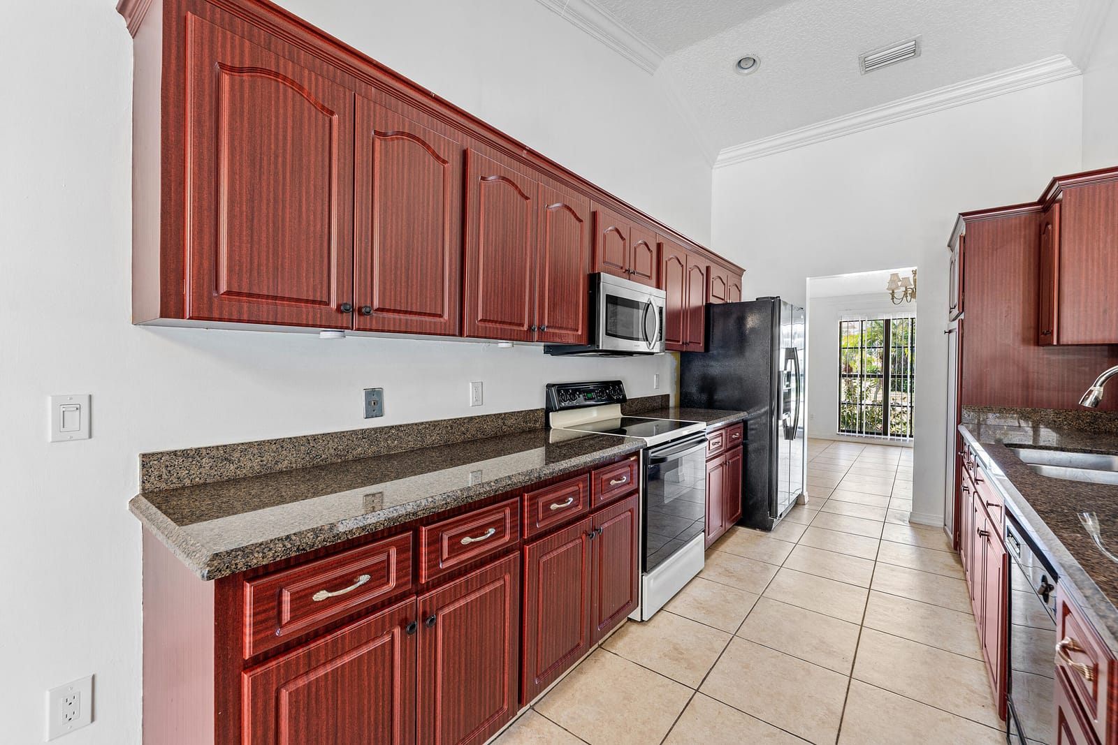 2057 Amesbury Circle, Wellington, FL 33414 photo 15