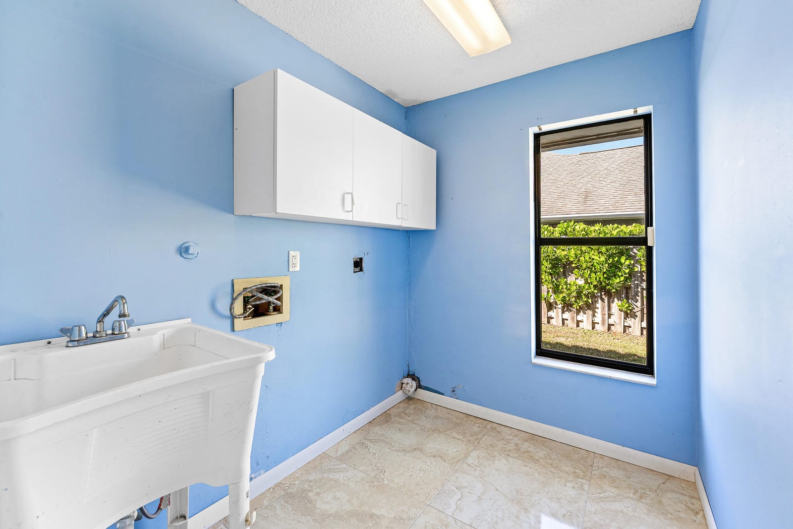 2057 Amesbury Circle, Wellington, FL 33414 photo 24