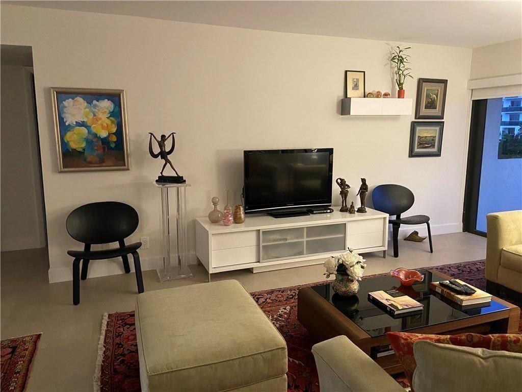3200 N Port Royale Drive 502 — photo 8