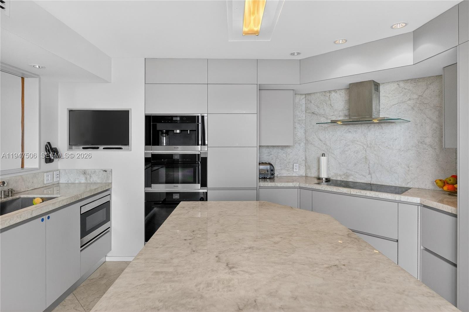 1331 Brickell Bay Drive 3811, Miami, FL 33131 photo 5
