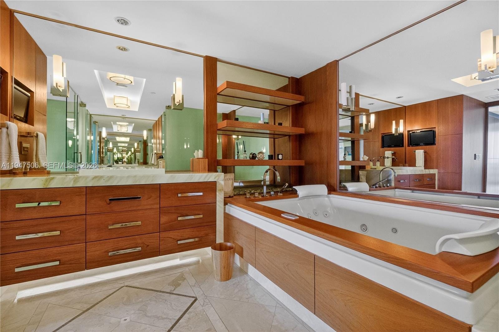 1331 Brickell Bay Drive 3811, Miami, FL 33131 photo 6
