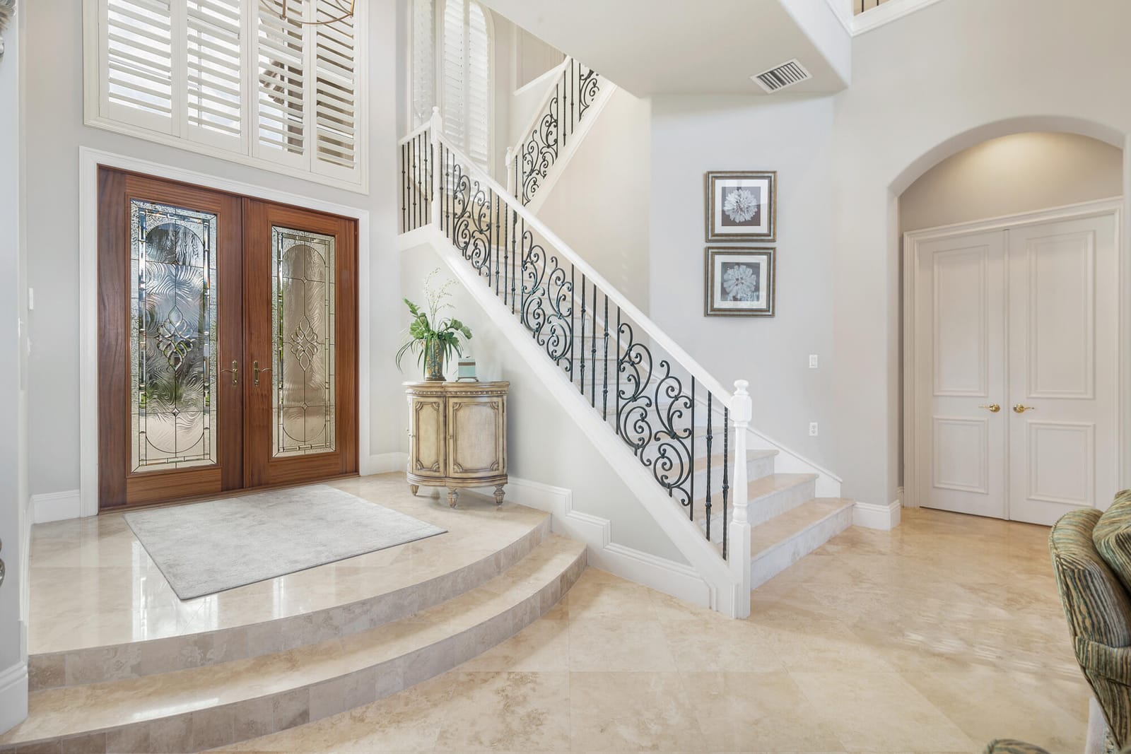 624 Hermitage Circle — photo 6