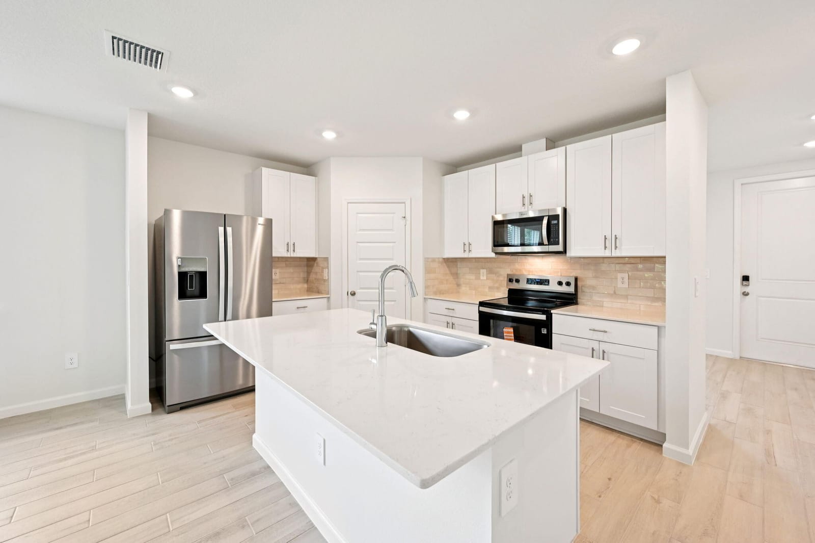 5445 Hampton Park Circle, Vero Beach, FL 32966 photo 3