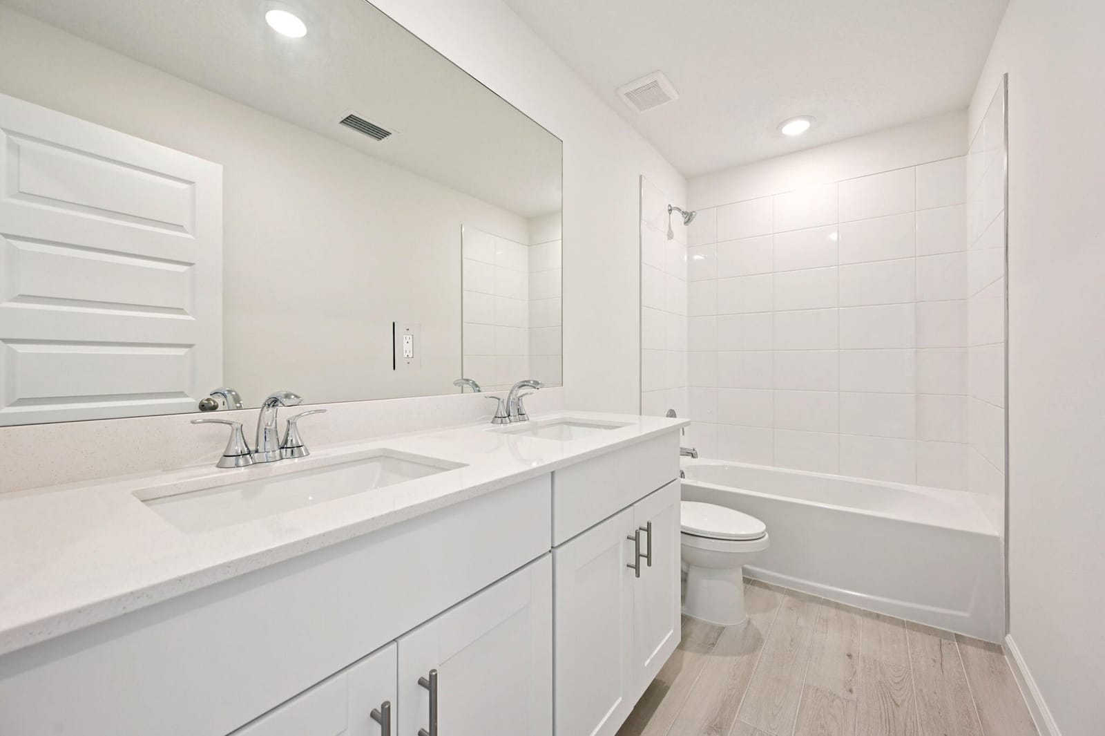 5445 Hampton Park Circle, Vero Beach, FL 32966 photo 5