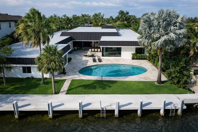 1201 Diplomat Parkway, sold in Hollywood Golf Estates Se, Hollywood, FL