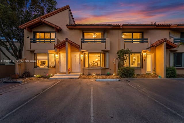 7858 SW 102nd Lane, sold in Dadeland Cove Sec 2, Miami, FL