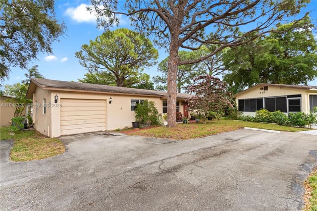 412 SW Natura Avenue, Deerfield Beach, FL 33441