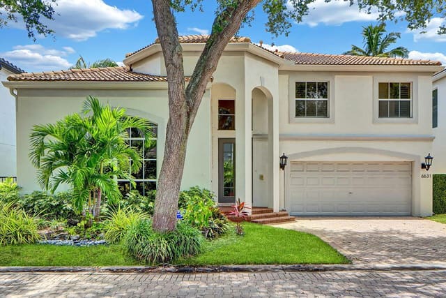 6631 NW 43rd Terrace, Boca Raton, FL 33496