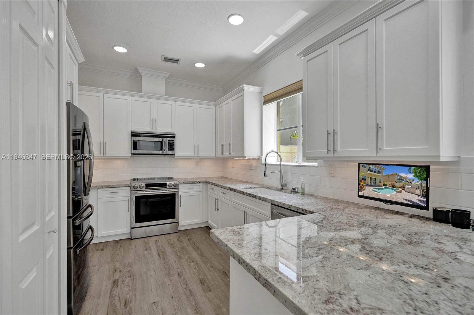 1115 NE 14th Avenue, Fort Lauderdale, FL 33304 photo 20