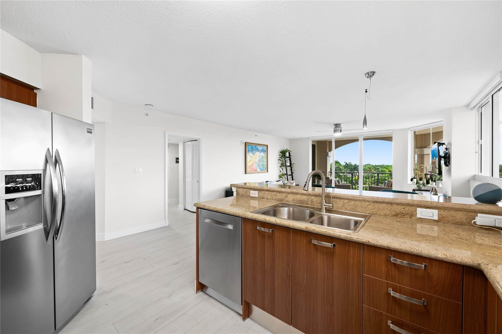 2011 N Ocean Boulevard 504 — photo 10