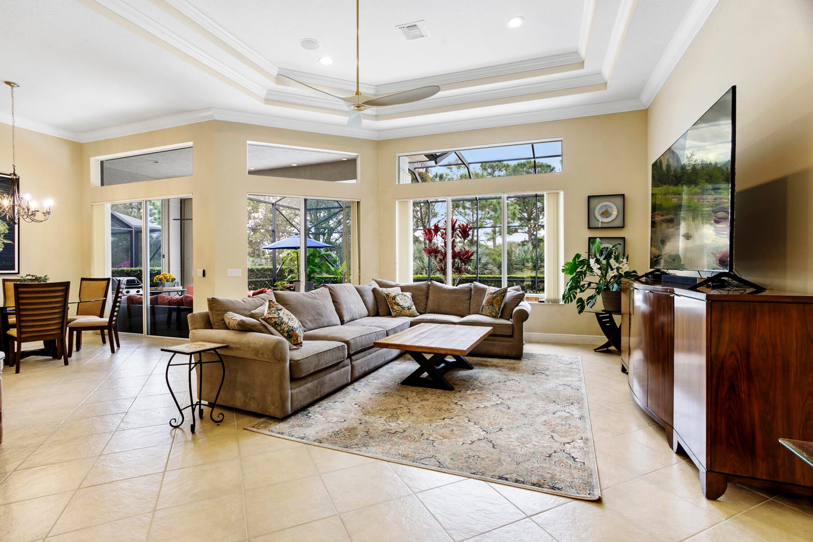 9405 Briarcliff Terrace — photo 4