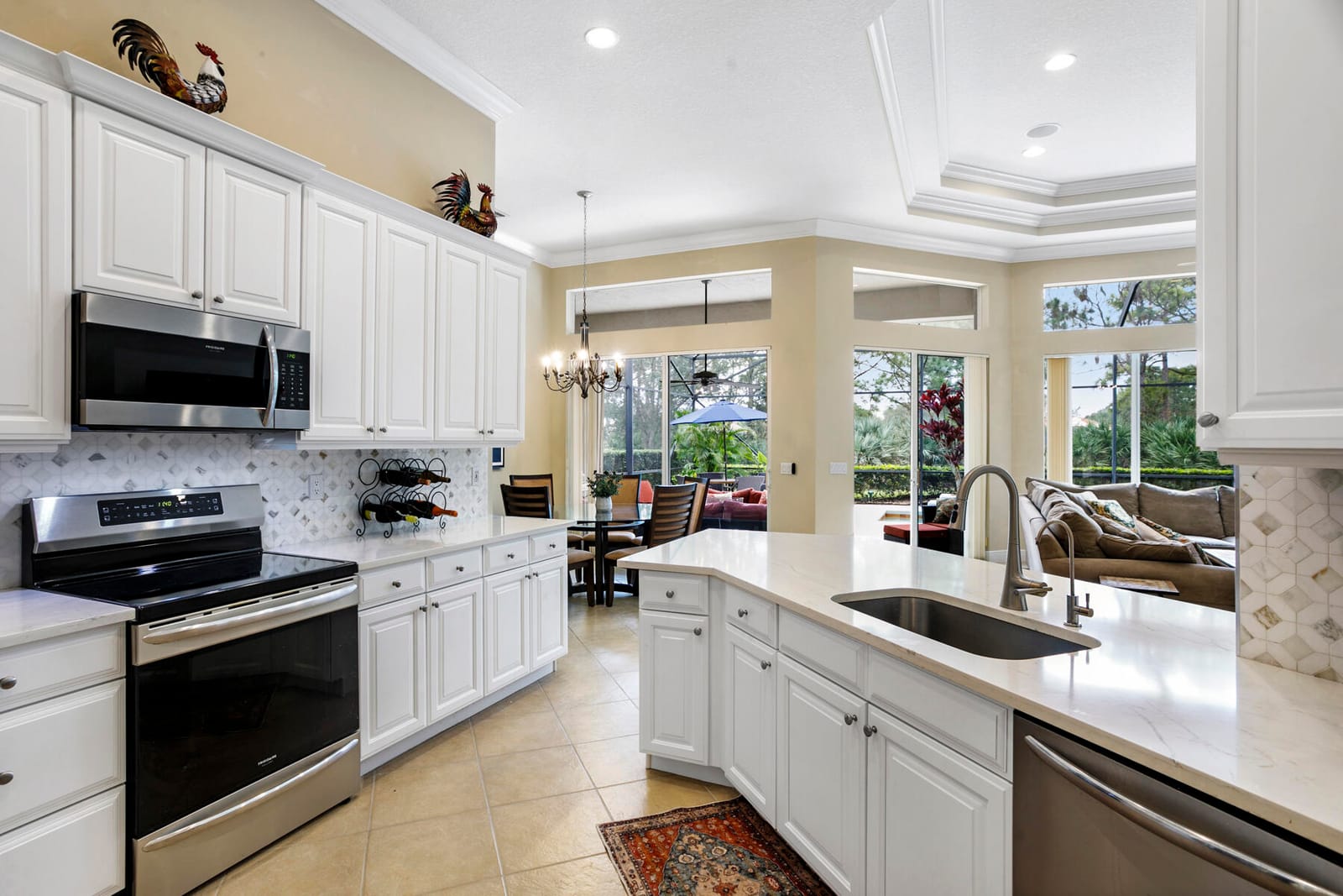 9405 Briarcliff Terrace — photo 10