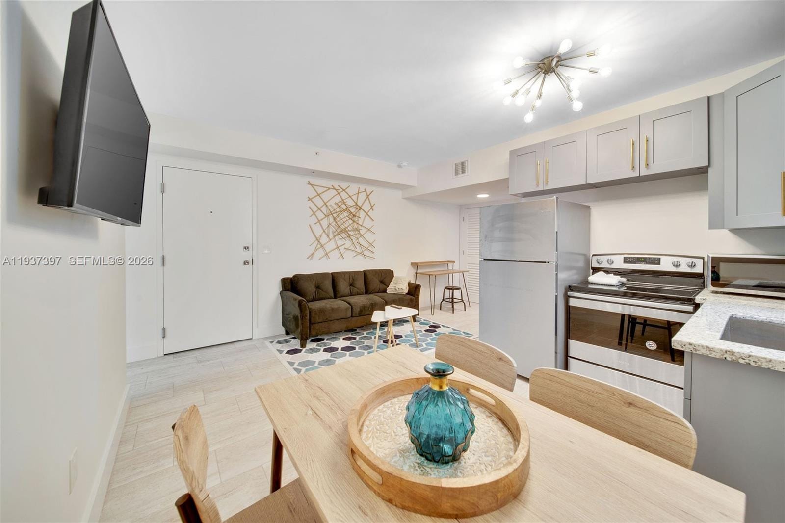 2162 SW 14th Terrace 106, Miami, FL 33145 photo 2