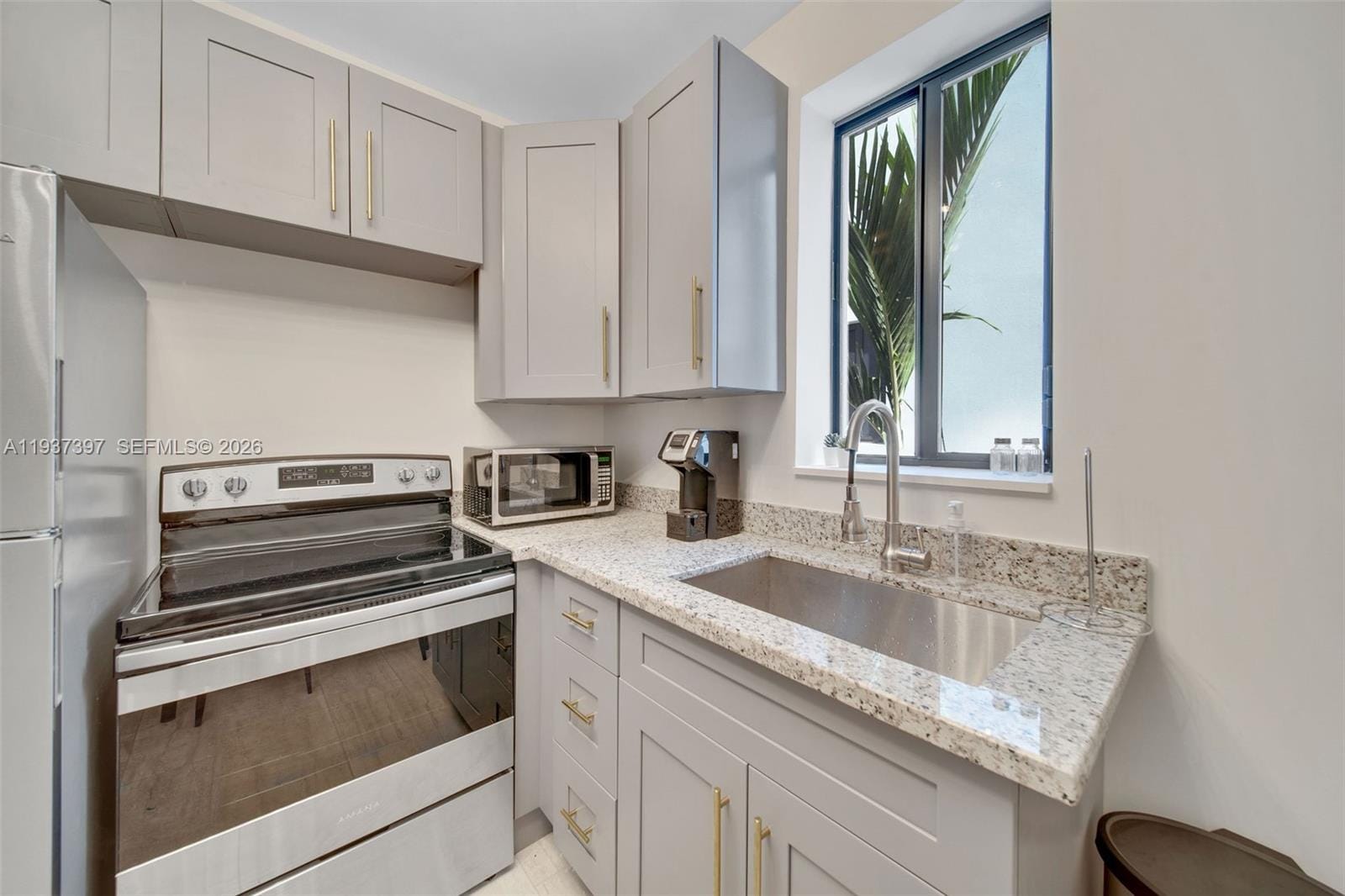 2162 SW 14th Terrace 106, Miami, FL 33145 photo 3