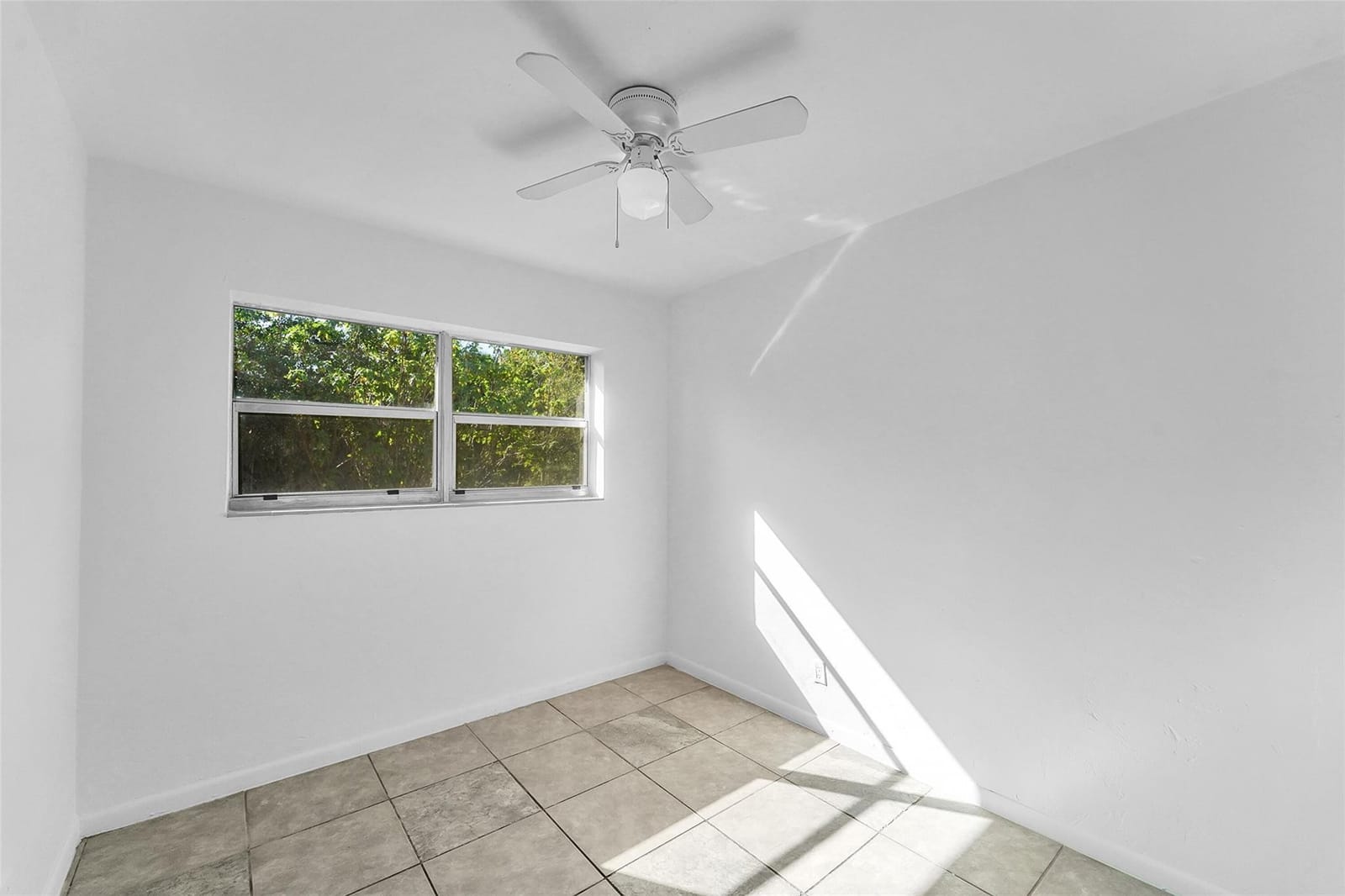 401 SW 25th Avenue — photo 10