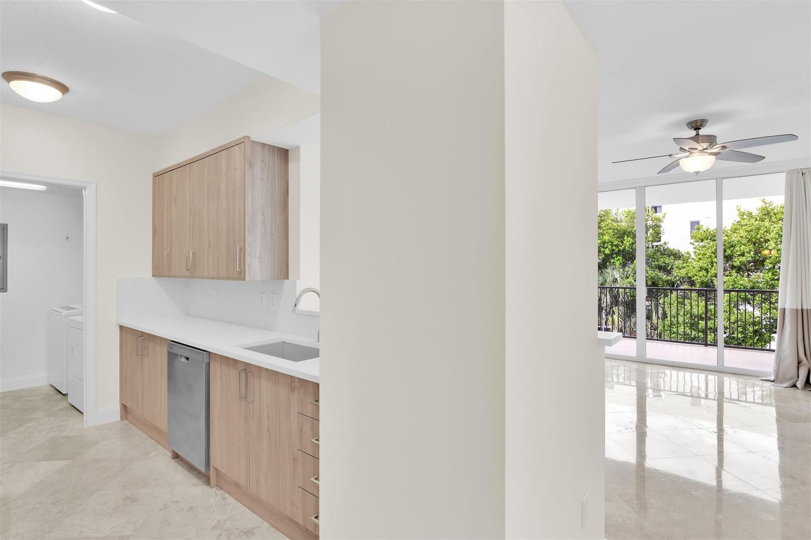 101 SE 20th Avenue 406, Deerfield Beach, FL 33441 photo 13