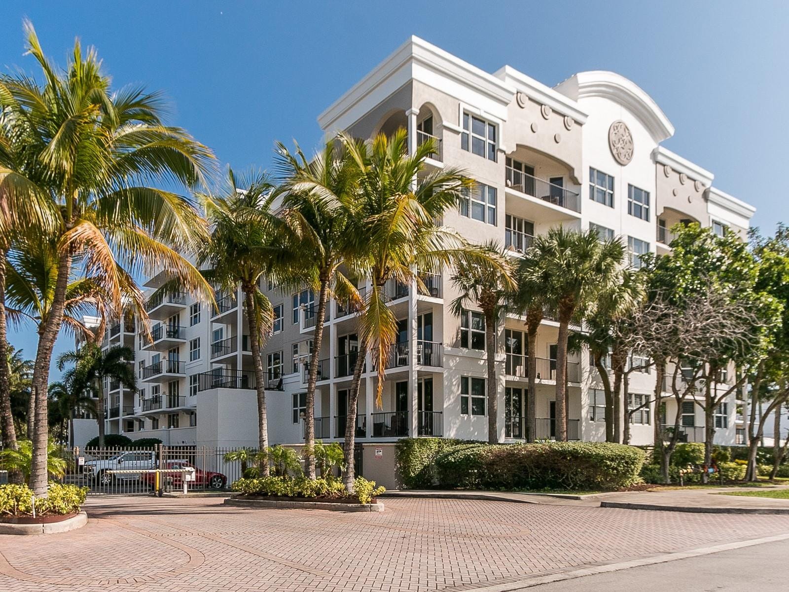101 SE 20th Avenue 406, Deerfield Beach, FL 33441 photo 3