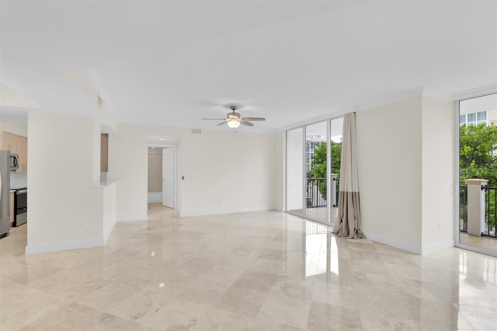 101 SE 20th Avenue 406, Deerfield Beach, FL 33441 photo 8